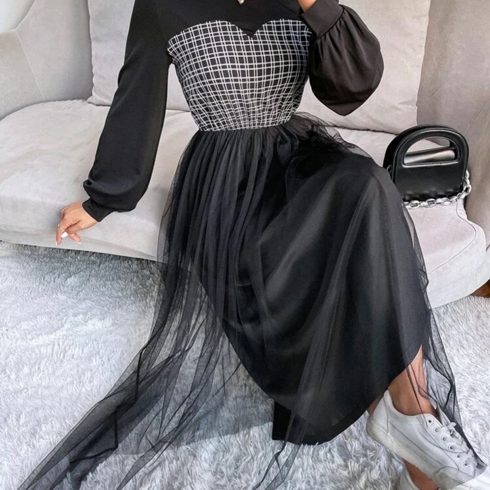 SHEIN Mulvari Grid Print Lantern Dress